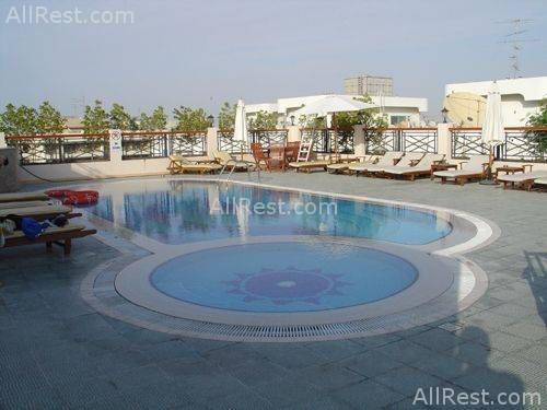 Hallmark Hotel 12